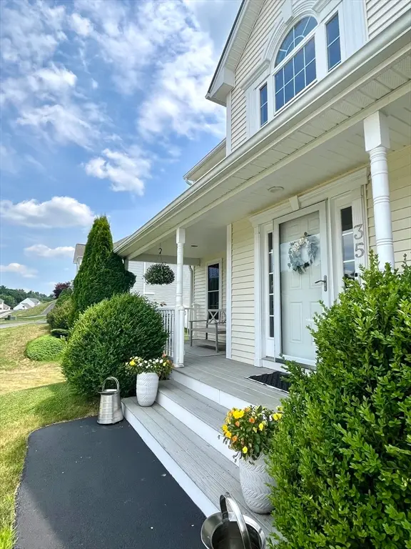 35 Brunelle Dr, Rutland, MA 01543 - #3