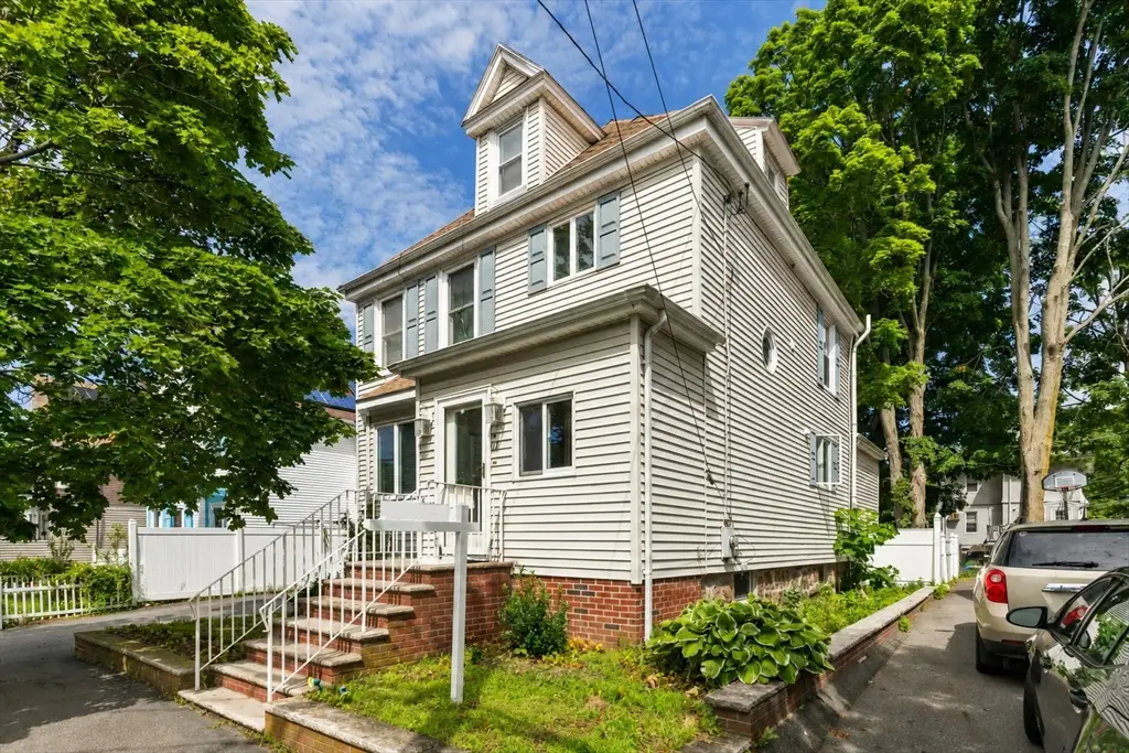 11 Jackson St, Saugus, MA 01906 - #1