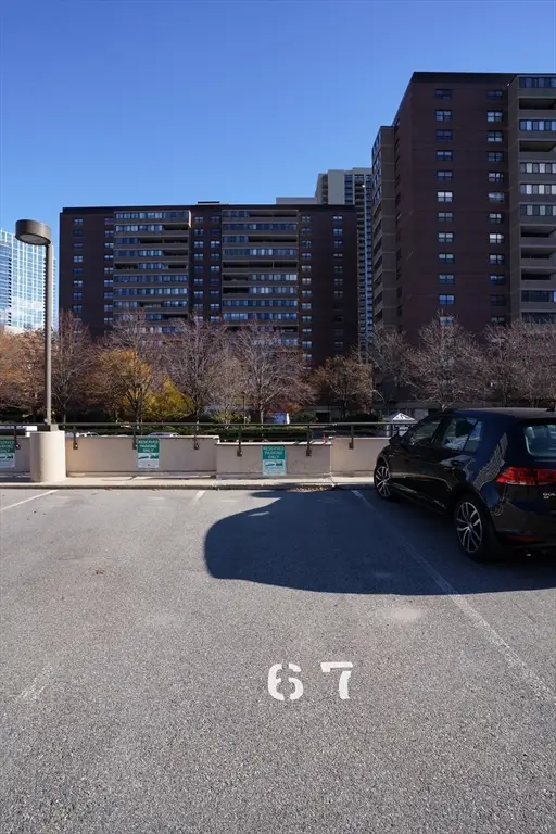 9 Hawthorne Pl Pkg 67, Boston, MA 02114 - #2