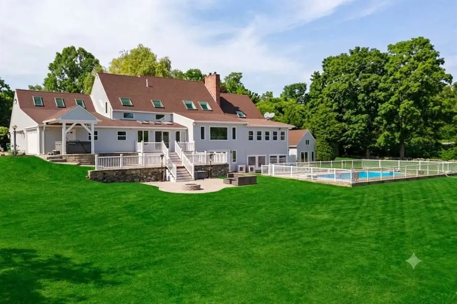 6 Lynbrook Road, Southborough, MA 01772 - #3