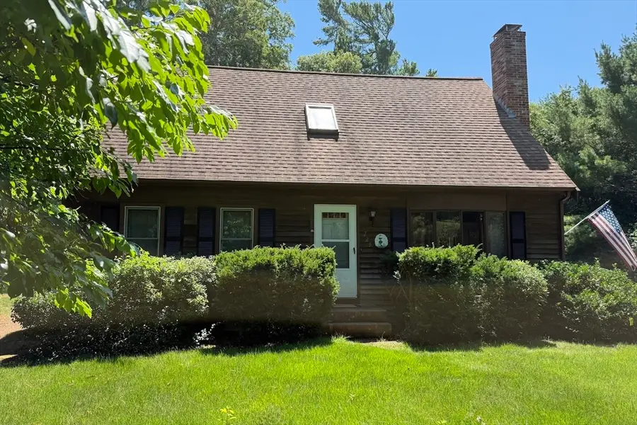 729 Old Barnstable Rd, Falmouth, MA 02536 - #2