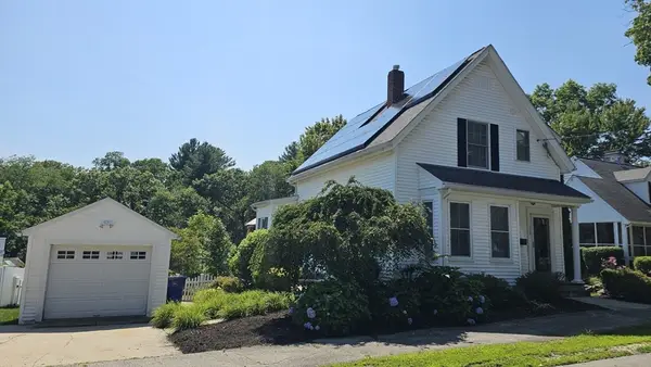 112 Dutcher St, Hopedale, MA 01747