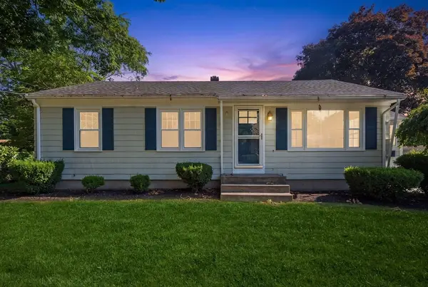 26 Walnut St, Attleboro, MA 02703