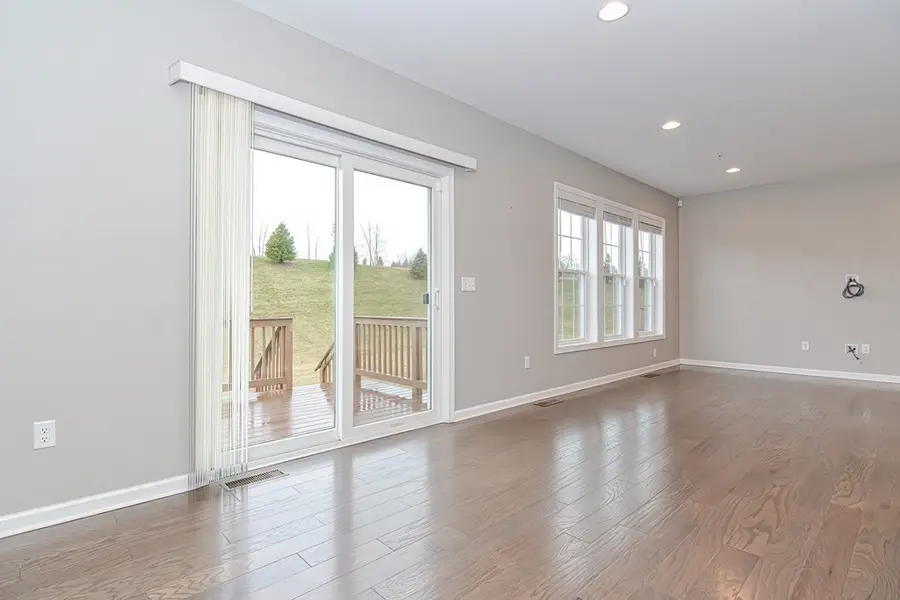 22 Locust Ln #22, Hopkinton, MA 01748 - #3
