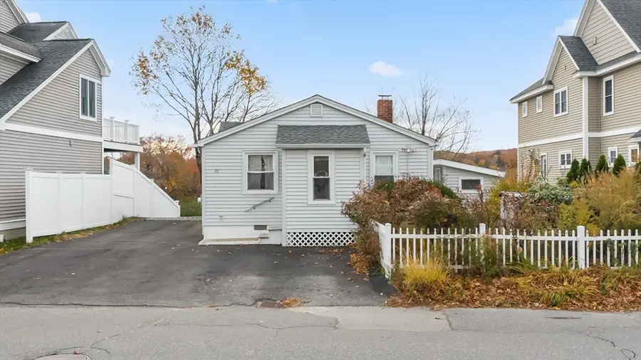 21 Edgemere Blvd, Shrewsbury, MA 01545 - #3