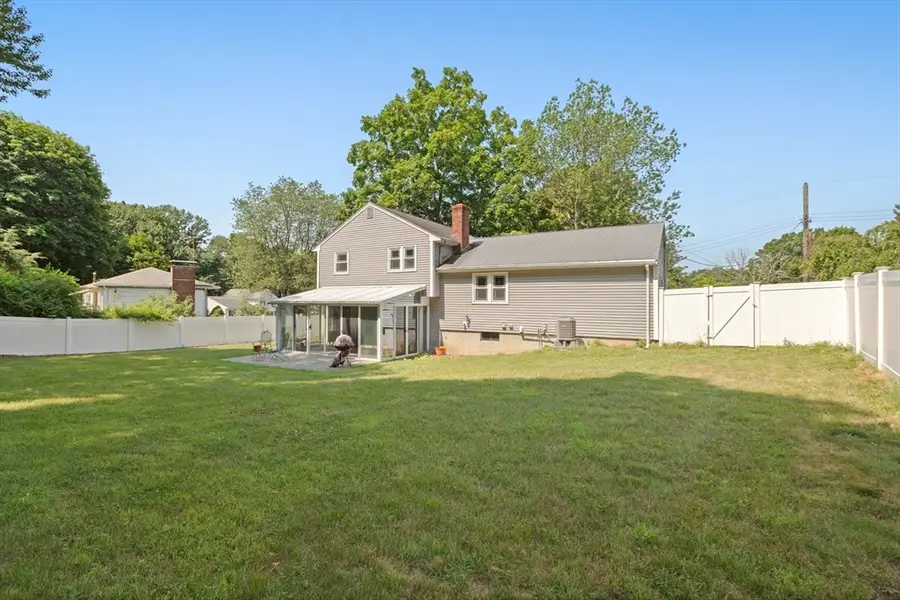 5 Whiting Ave, Walpole, MA 02081 - #3