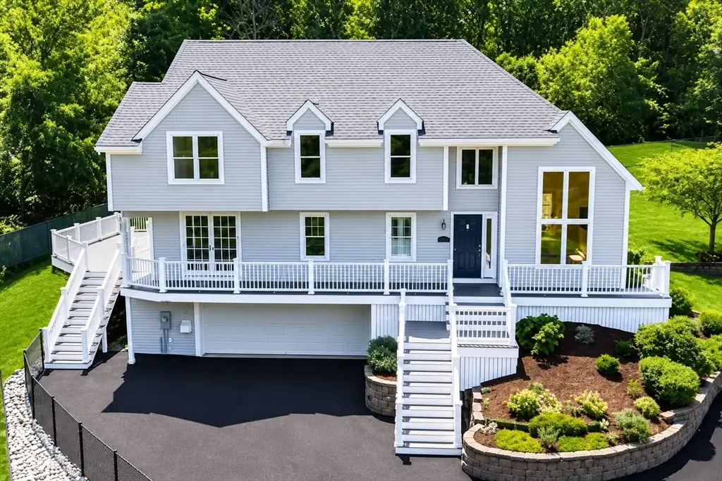189 Union St, Hingham, MA 02043 - #1
