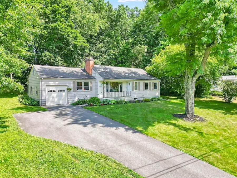 115 Fernwood Dr, East Longmeadow, MA 01020 - #3