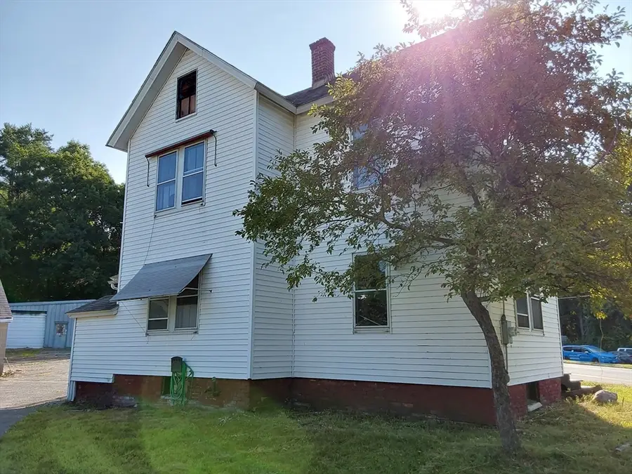 96 East St, Ware, MA 01082 - #3
