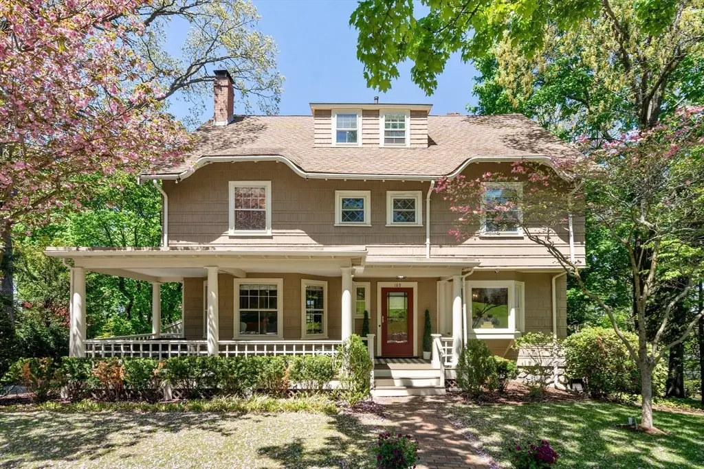 189 Mount Vernon Street, Newton, MA 02465 - #1
