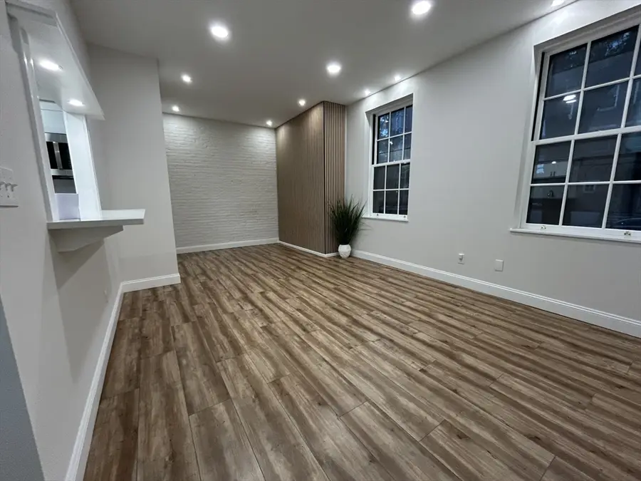 17 Bowdoin #1B, Boston, MA 02114 - #2