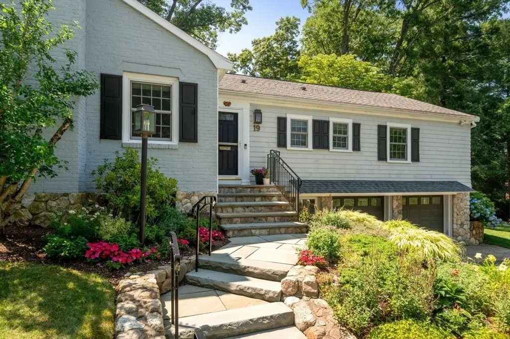 19 Druid Hill Rd, Newton, MA 02461 - #1