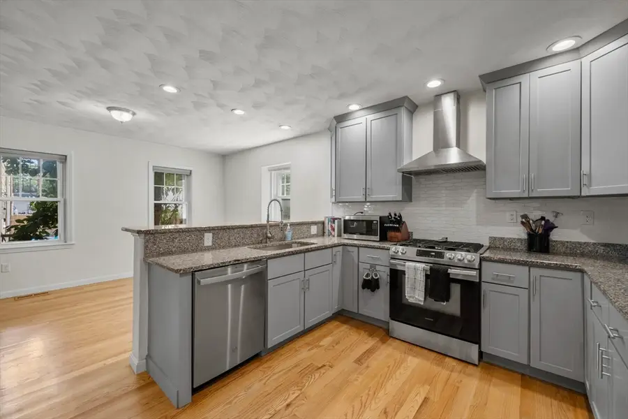55 Cherry St #1, Chelsea, MA 02150 - #2