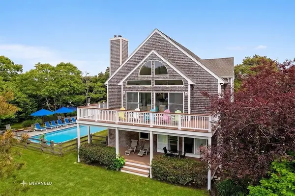 9 Thaxter Ln, Edgartown, MA 02539
