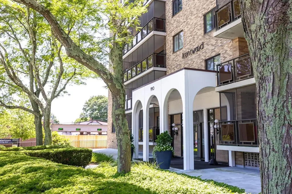 990 Massachusetts Ave #F11, Arlington, MA 02476 - #1