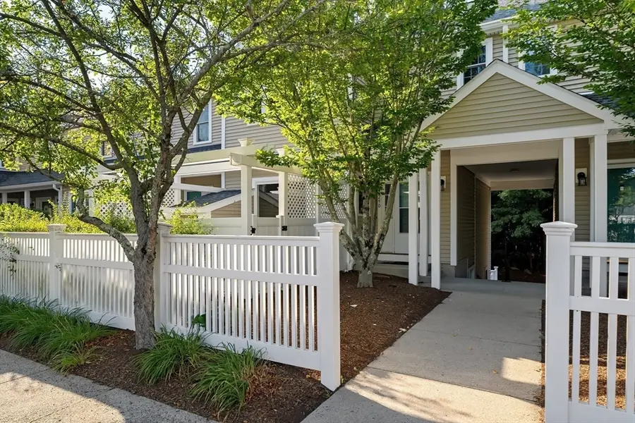 290 Allerton Commons Ln #290, Braintree, MA 02184 - #3