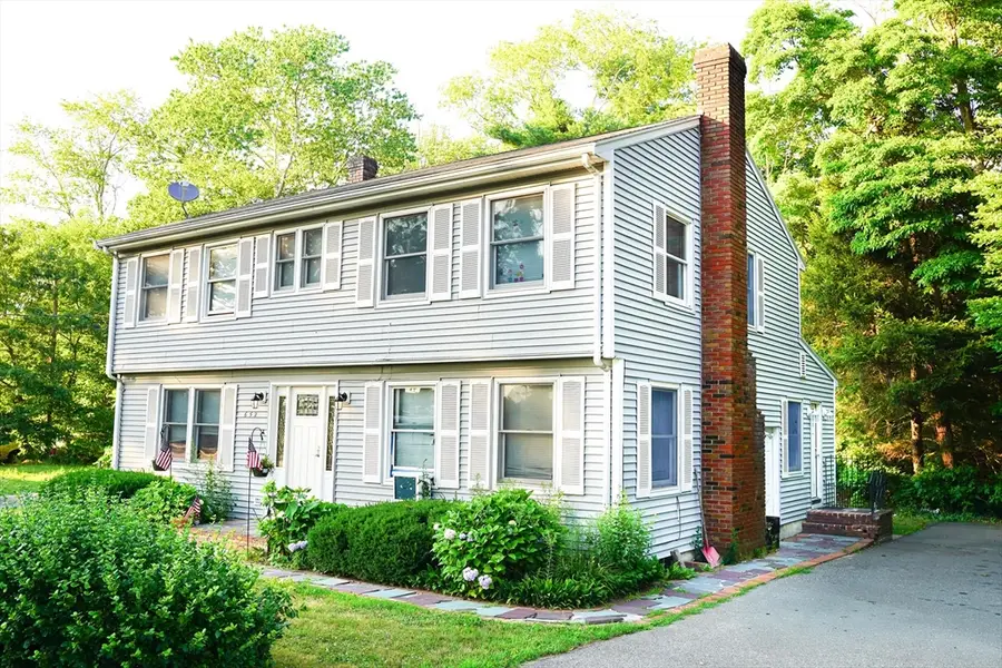 652 Oak St, East Bridgewater, MA 02333 - #2
