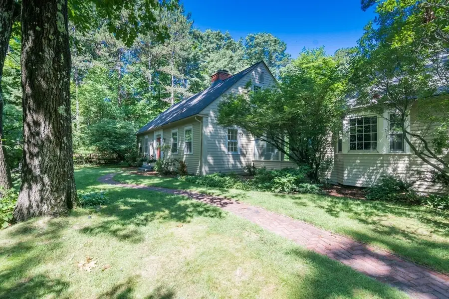 100 Hilltop Rd, Longmeadow, MA 01106 - #2