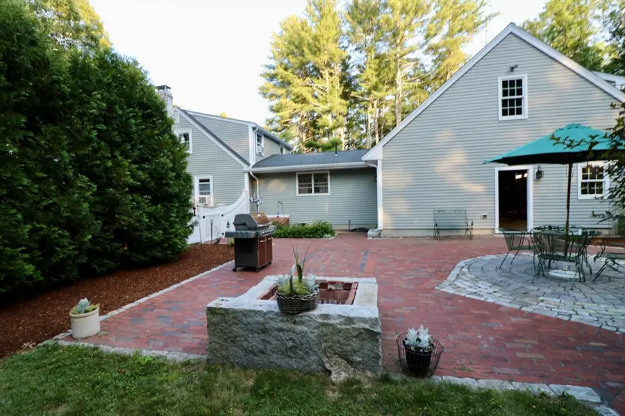 12 Mill St, Hopedale, MA 01747 - #3