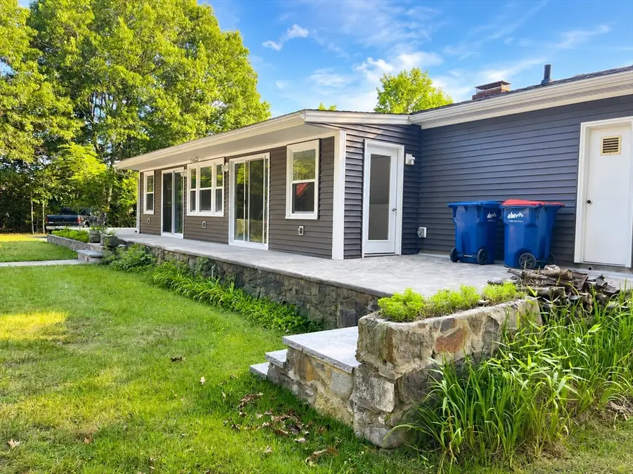 490 Arcade Ave, Seekonk, MA 02771 - #3