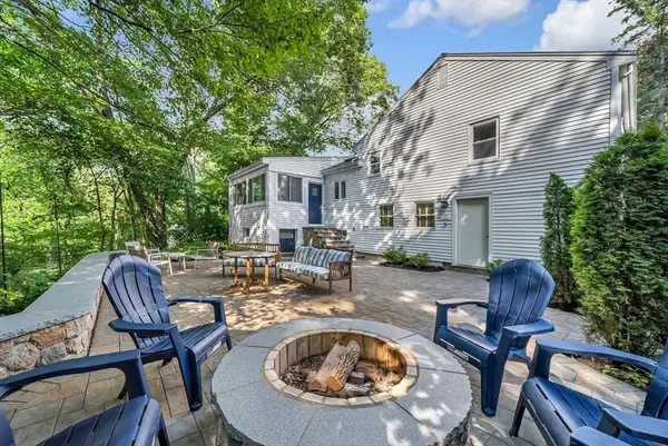 89 Rolling Lane, Needham, MA 02492