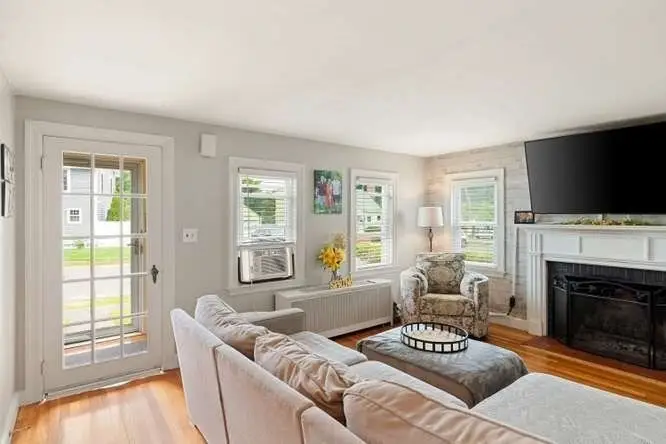 33 Sunnyside Park, Saugus, MA 01906 - #3