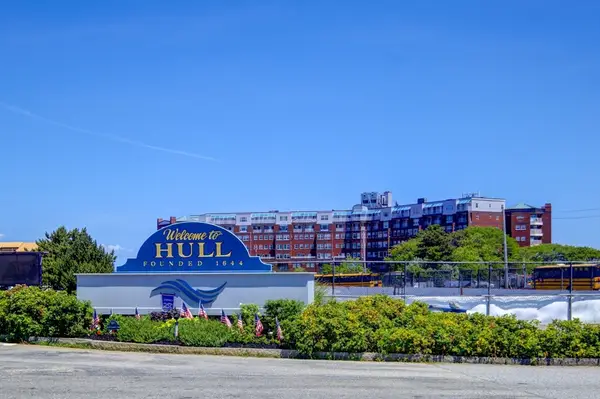 9 Park Ave #602, Hull, MA 02045