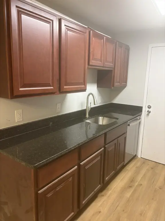 27 Village Rock Lane #20, Natick, MA 01760 - #3