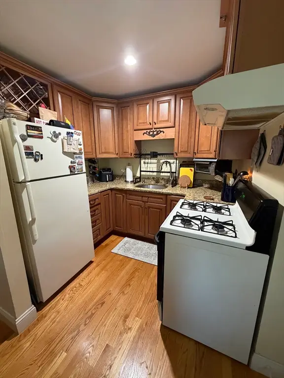 57 R Sumner #J, Boston, MA 02125 - #2