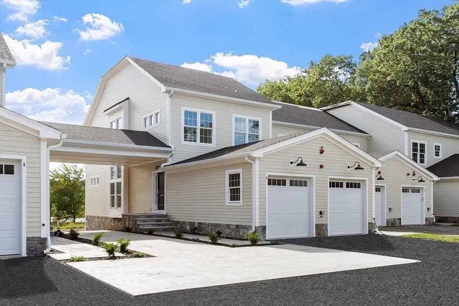 206 W Main St #4, Georgetown, MA 01833 - #2