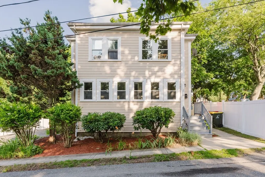 75 Hammond St, Bridgewater, MA 02324 - #1