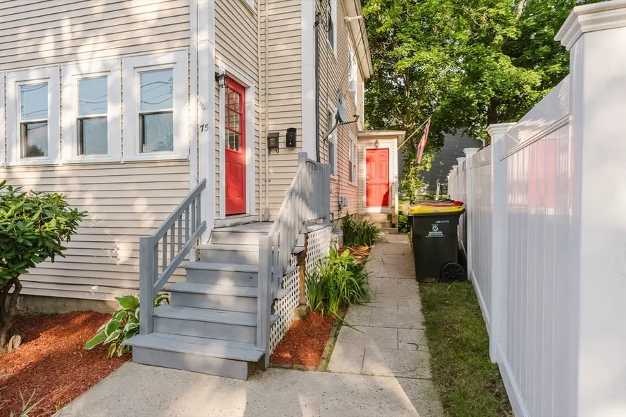 75 Hammond St, Bridgewater, MA 02324 - #3