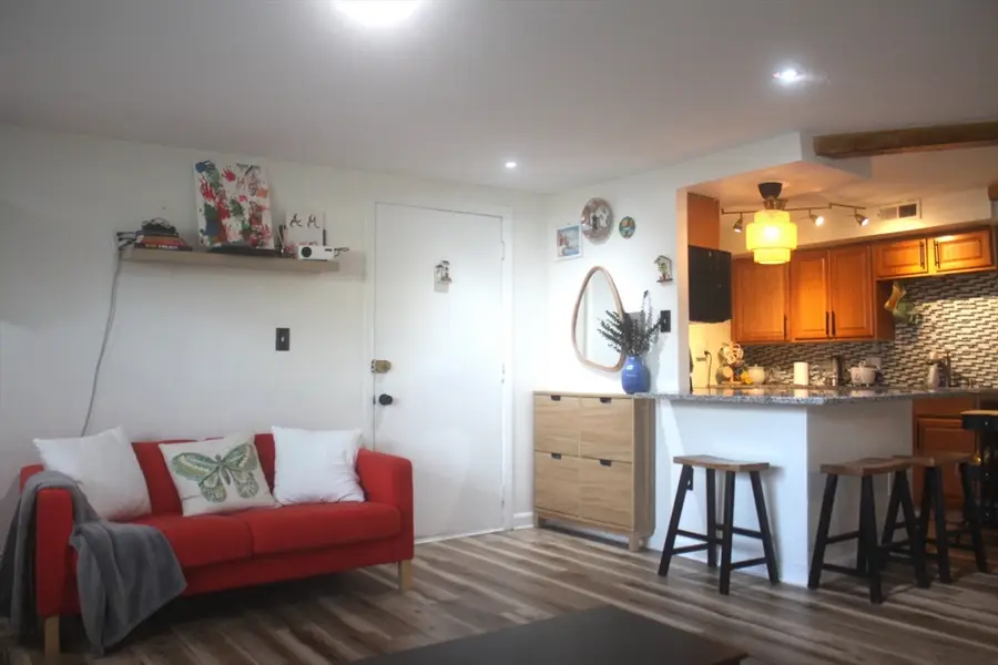108 Oak Ln #4, Brockton, MA 02301 - #2