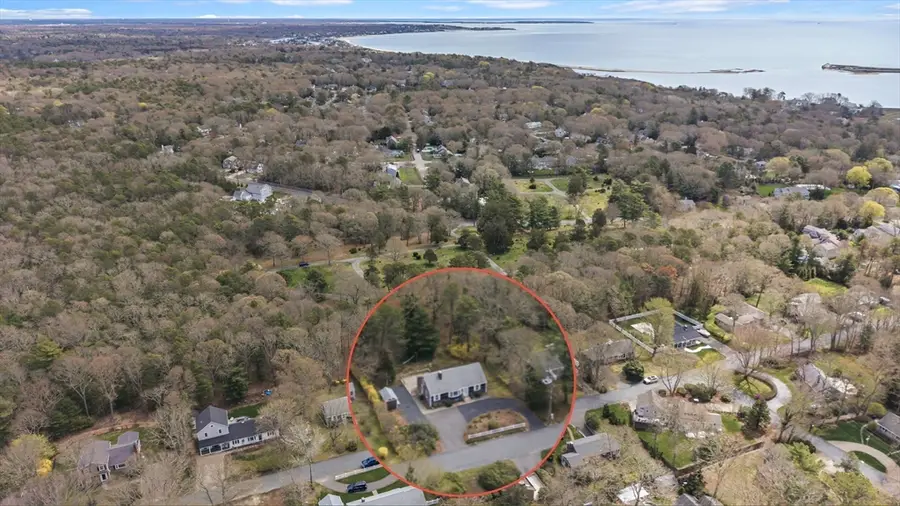 84 Hinckley Cir, Osterville, MA 02655 - #2