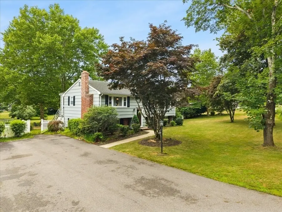 563 Summer St, East Bridgewater, MA 02333 - #3