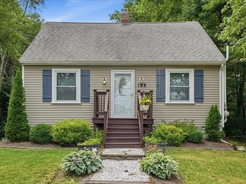 198 County St, Lakeville, MA 02347 - #1