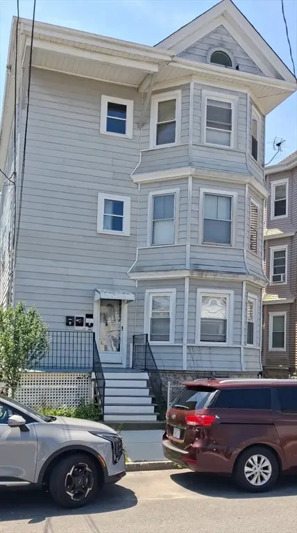 166 Clifford St, New Bedford, MA 02745 - #1