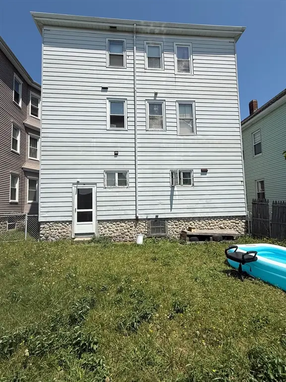 166 Clifford St, New Bedford, MA 02745 - #2
