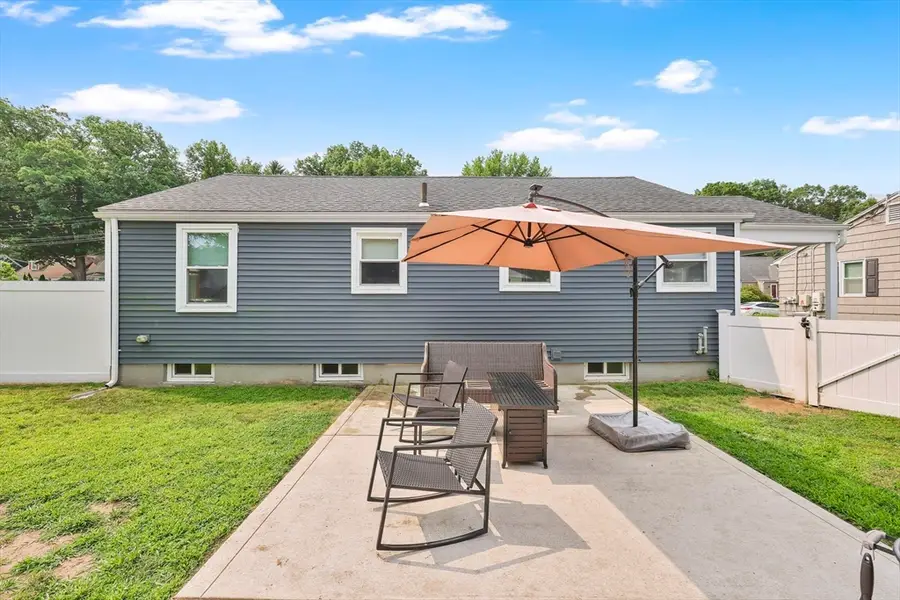 50 Hazen St, Springfield, MA 01119 - #3