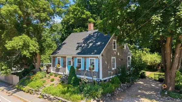 53 Wareham St, Middleboro, MA 02346