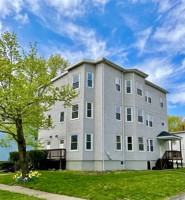 218-220 Whitman Ave, Whitman, MA 02351