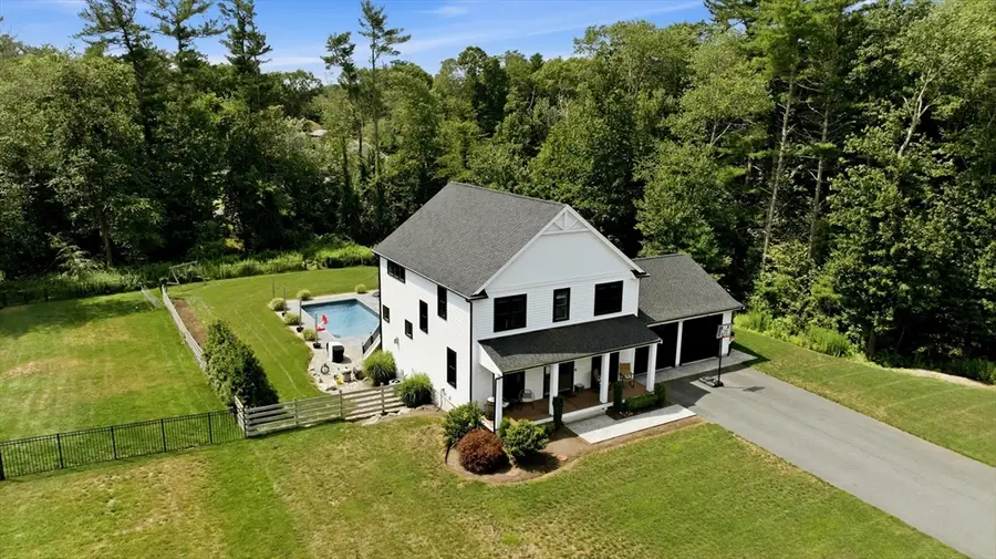 3 Trinity Cir, Bridgewater, MA 02324 - #2
