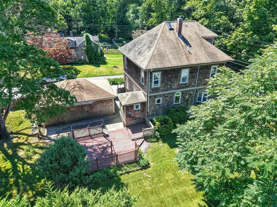 594 Slocum Rd, Dartmouth, MA 02747 - #3