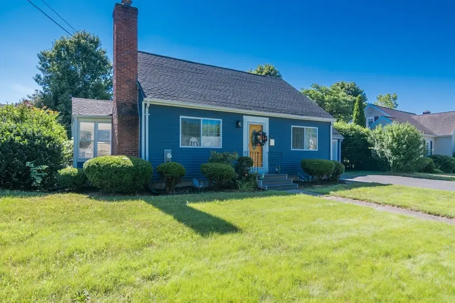 379 Roosevelt Ave, Springfield, MA 01118 - #2