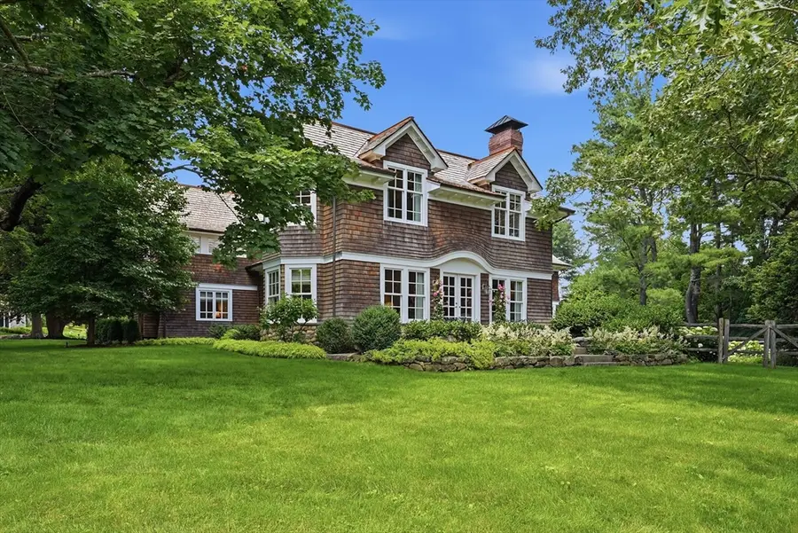 819 & 825 Monument Street, Concord, MA 01742 - #3