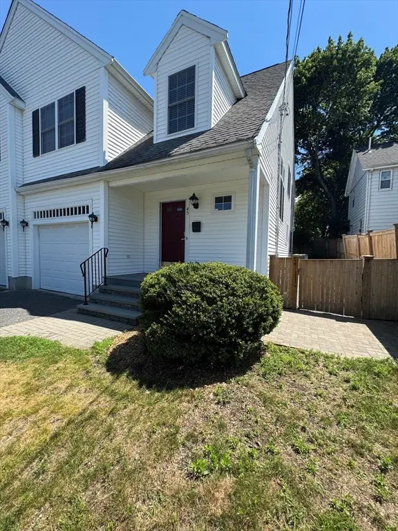45 Crescent Rd #45, Needham, MA 02494