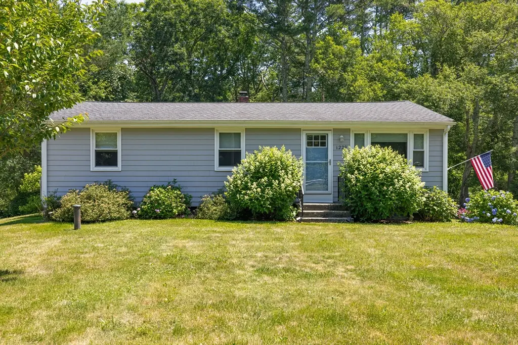 1229 American Legion Hwy, Westport, MA 02790 - #1