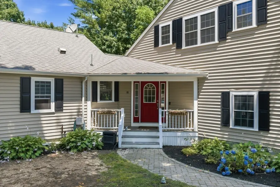 11 Baker Street, Halifax, MA 02338 - #2