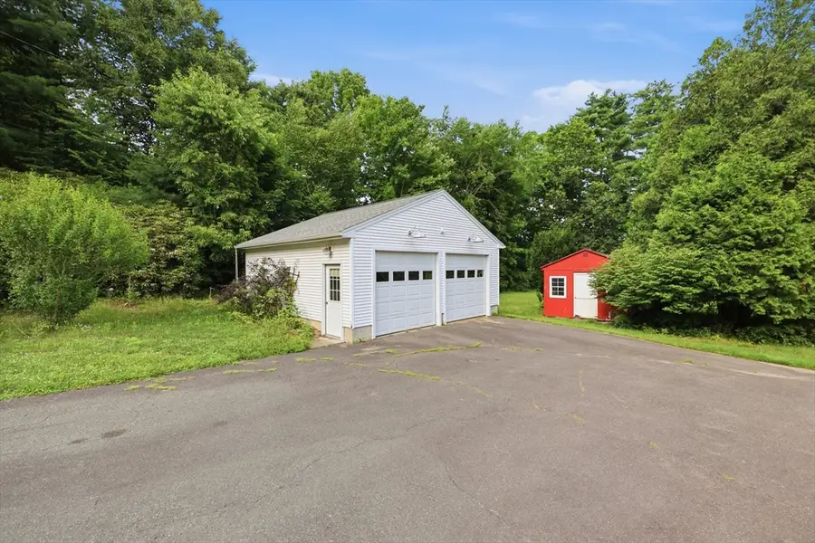 303 E State St, Granby, MA 01033 - #3