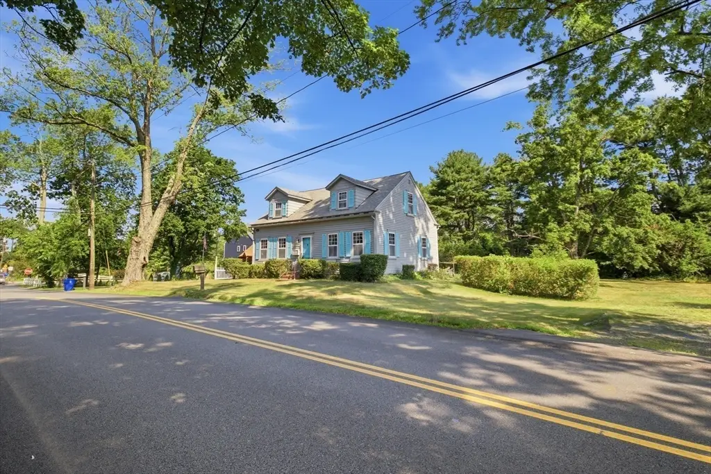 989 Cohannet St, Taunton, MA 02780 - #1